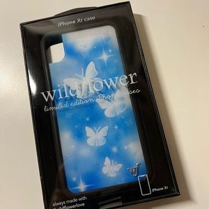 Wildflower iPhone XR case - Butterfly Sky